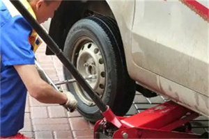 房县附近拖车24小时服务热线电话