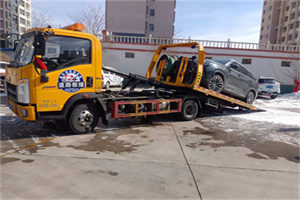 房县救援拖车费用怎么算